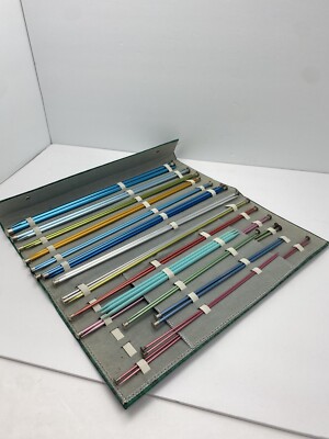 Vintage Boye Needle Knitting Set 34+ with case Various sizes
