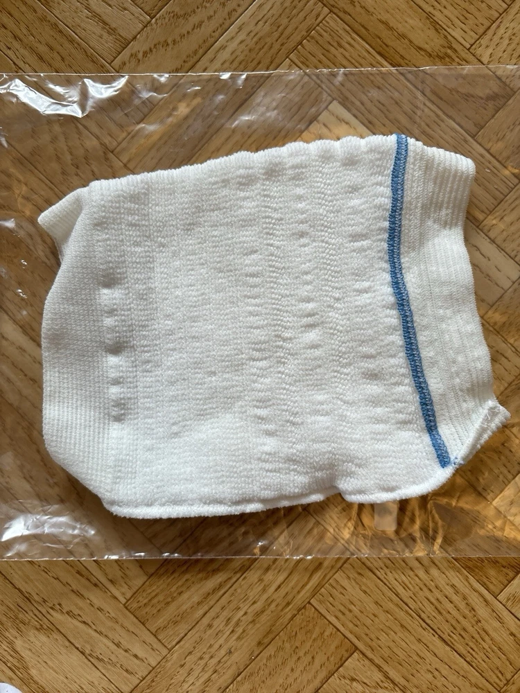 1 Hollister Beinling, mittel, neu