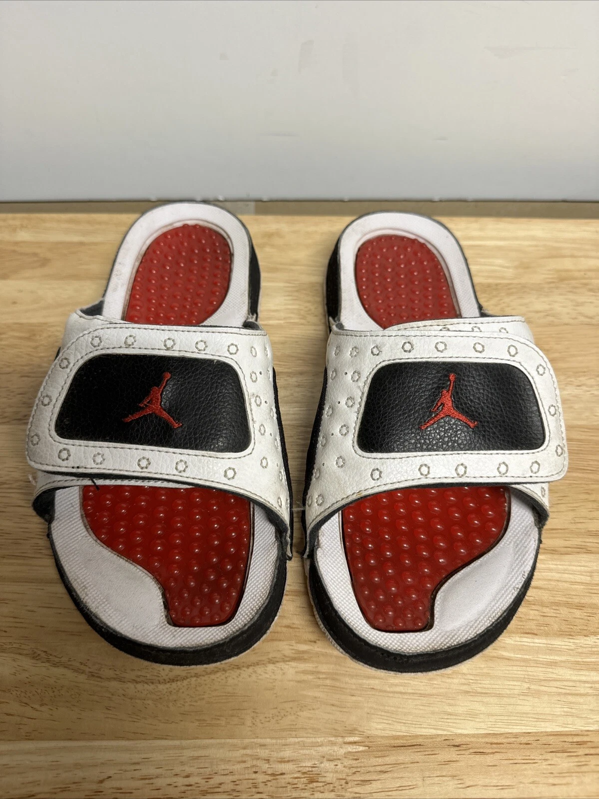 NIKE Air Jordan Hydro 13 He Got Game Retro Slides Bianco Rosso Nero 684915 106 Uomo 8