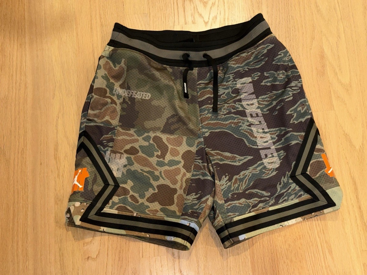 Nike Air Jordan x Undefeated Basketball Shorts Breakfast Club Size