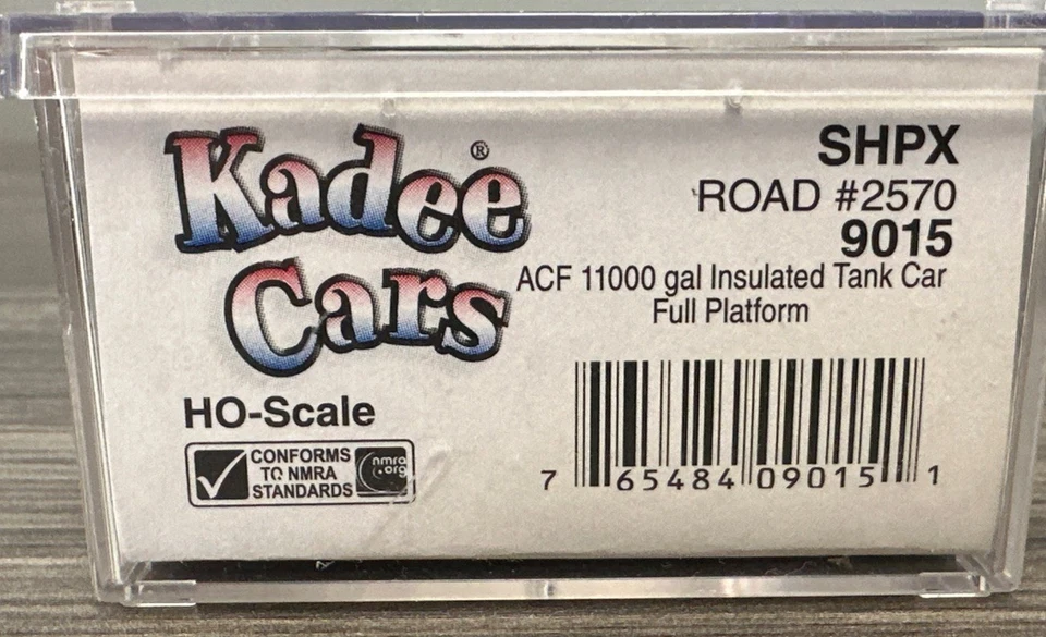 Kadee Cars HO Scale #9015 ACF 11000 Gal Insulated Tank Car SHPX #2570 NIB - Image 2 of 4