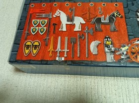 LEGO Knights' Kingdom Royal King's Castle 10176 In 2006 New Retired Japan