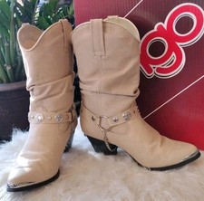 Dingo Olivia Slouch Tan Pigskin Leather Boots Chain Harness Size 7M W/Box