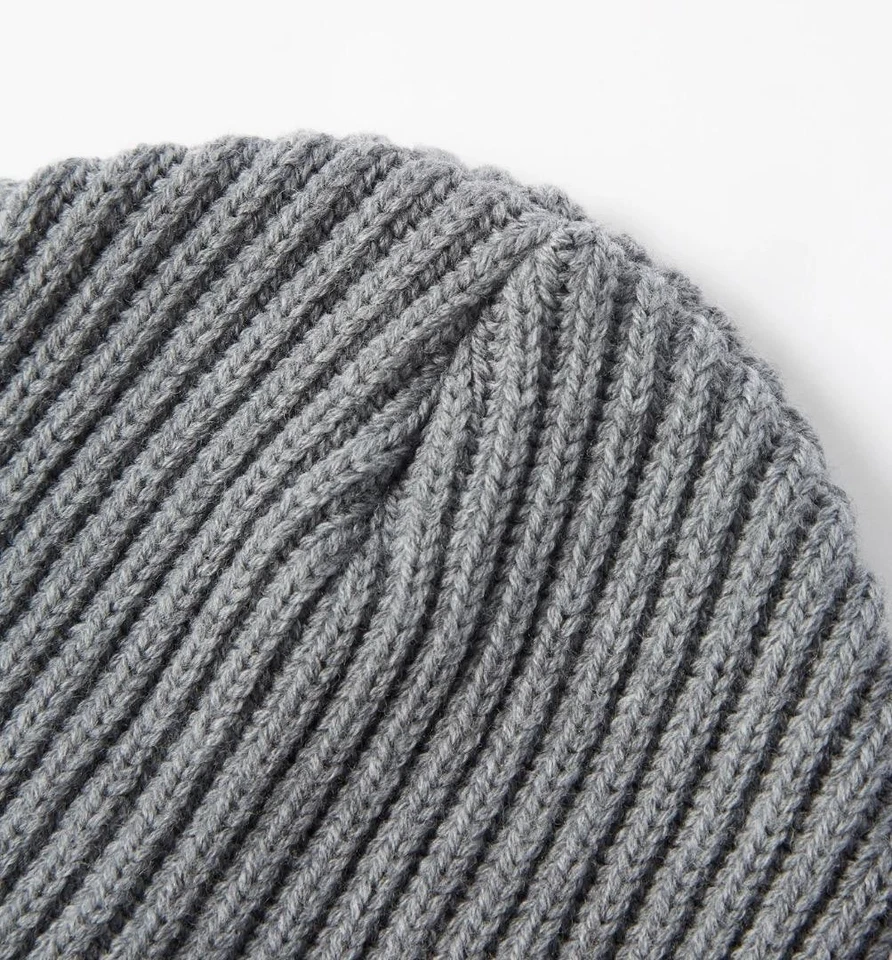 GORRO DE PUNTO DE LANA VALENTINO Foto 4 de 4