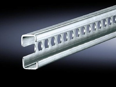 Rittal - Rackschiene mit C-Profil - 555 cm