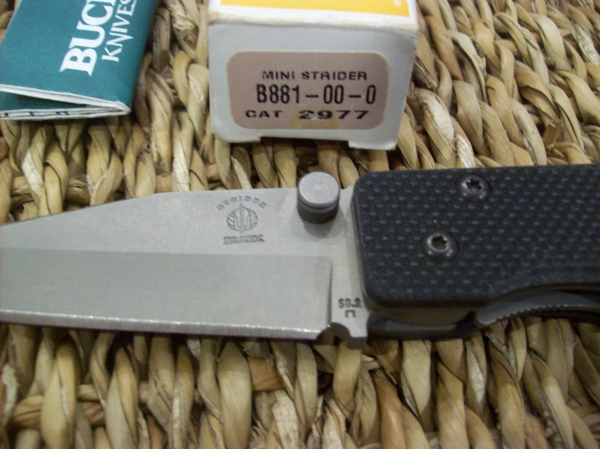 VINTAGE BUCK KNIFE MINI STRIDER 881 / BOS ATS-34 TANTO BLADE / NOS 