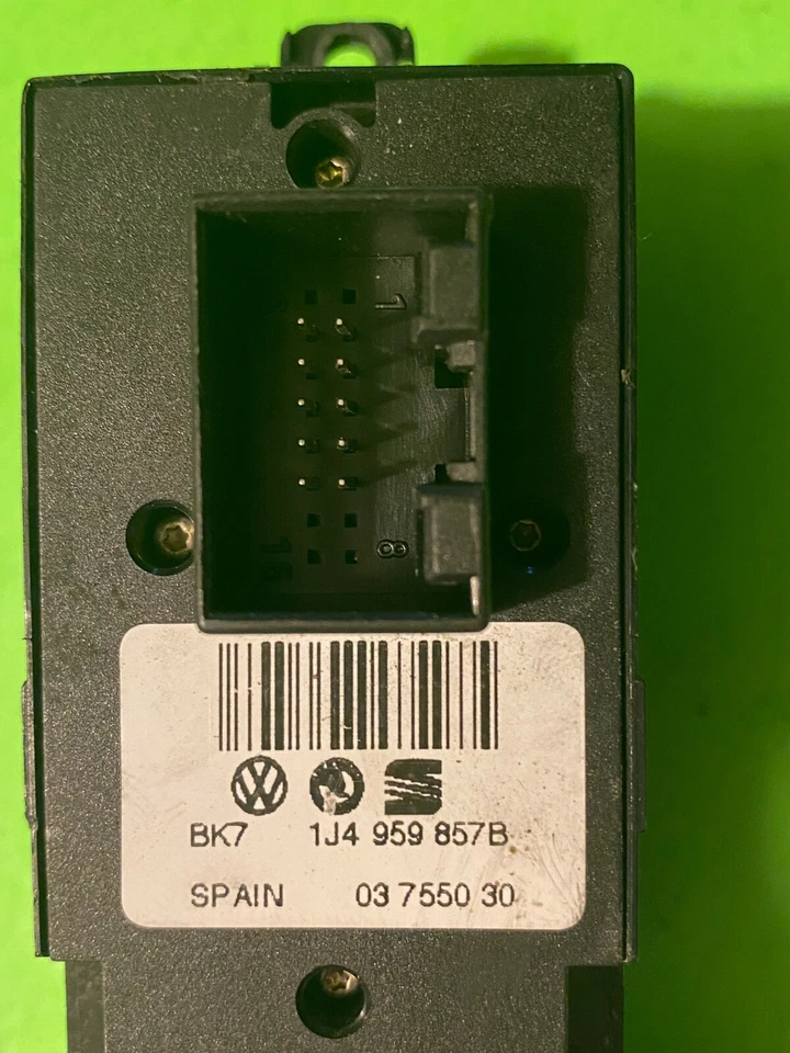 Volkswagen Jetta 2002 interruptor de ventana eléctrica principal delantero izquierdo OEM 03 7550 30 Foto 4 de 4