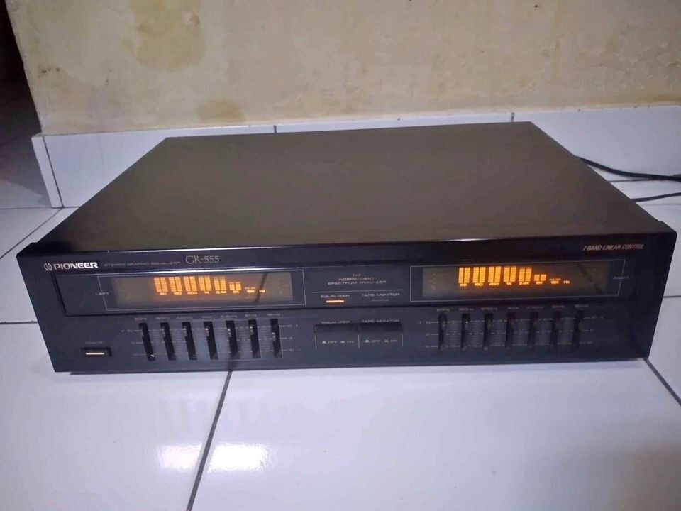 Foto 1 di 5