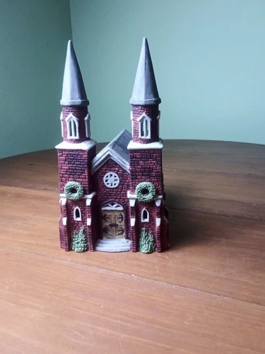 Department 56, Dickens Village Series, Brick Abbey
