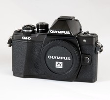 Olympus OM-D E-M10 Mark II Gehäuse schwarz - Zustand: sehr gut