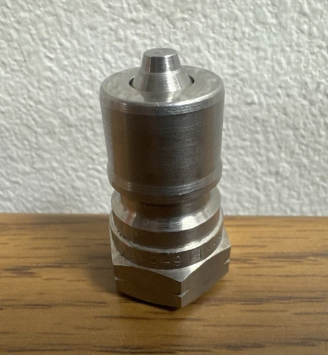 Parker SH3-63 Hydraulic Quick Connect Hose Coupling, 3/8", Female - NEW