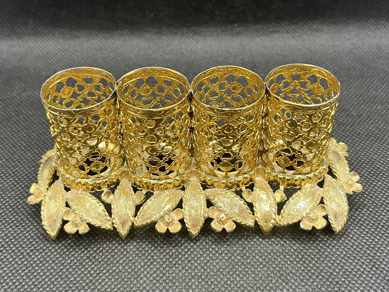 VTG Gold Tone Filigree Metal Lipstick Holder Stand, 4 Slots Hollywood Regency, vintage home decor