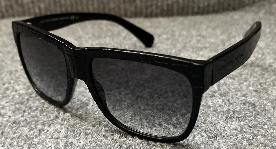 Gafas de sol Alexander MCQueen AMQ4194S para hombre negras cocodrilo 56/16/140 Italia Foto 2 de 4