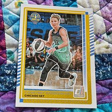 Donruss WNBA Courtney Vandersloot Chicago Sky Base Set #34 2024