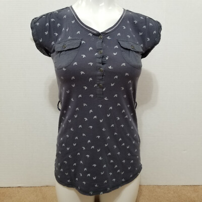 Dream Out Loud top XS bird logo graphic print henley short sleeve Selena Gomez