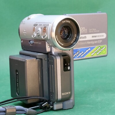 Sony PAL MicroMV Handycam Camcorder DCR-IP7E Y2k nostalgic dcr