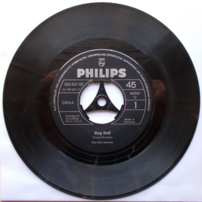 The 4 SEASONS Rag Doll Silence Is Golden 2 Hits Philips 304 047 BF