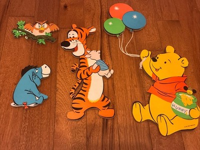 VTG Disney Winnie Pooh Wall Hanging Nursury Decor Owl Tiger Piglet Roo Eeyore