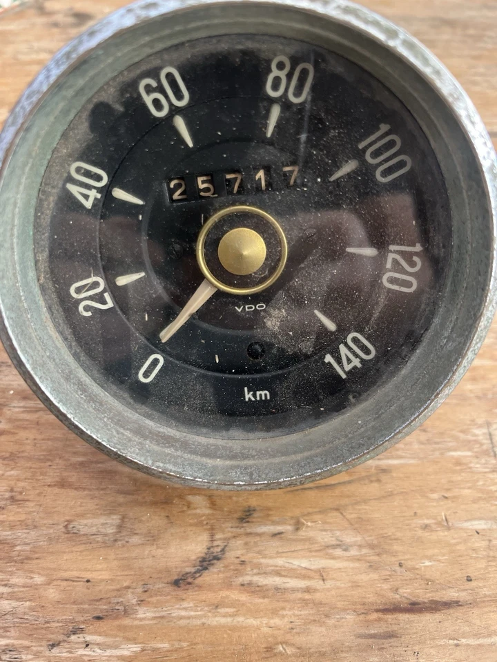 Velocímetro Borgward 56-58 Isabella 140 KPH VDO ALEMANIA Foto 2 de 4