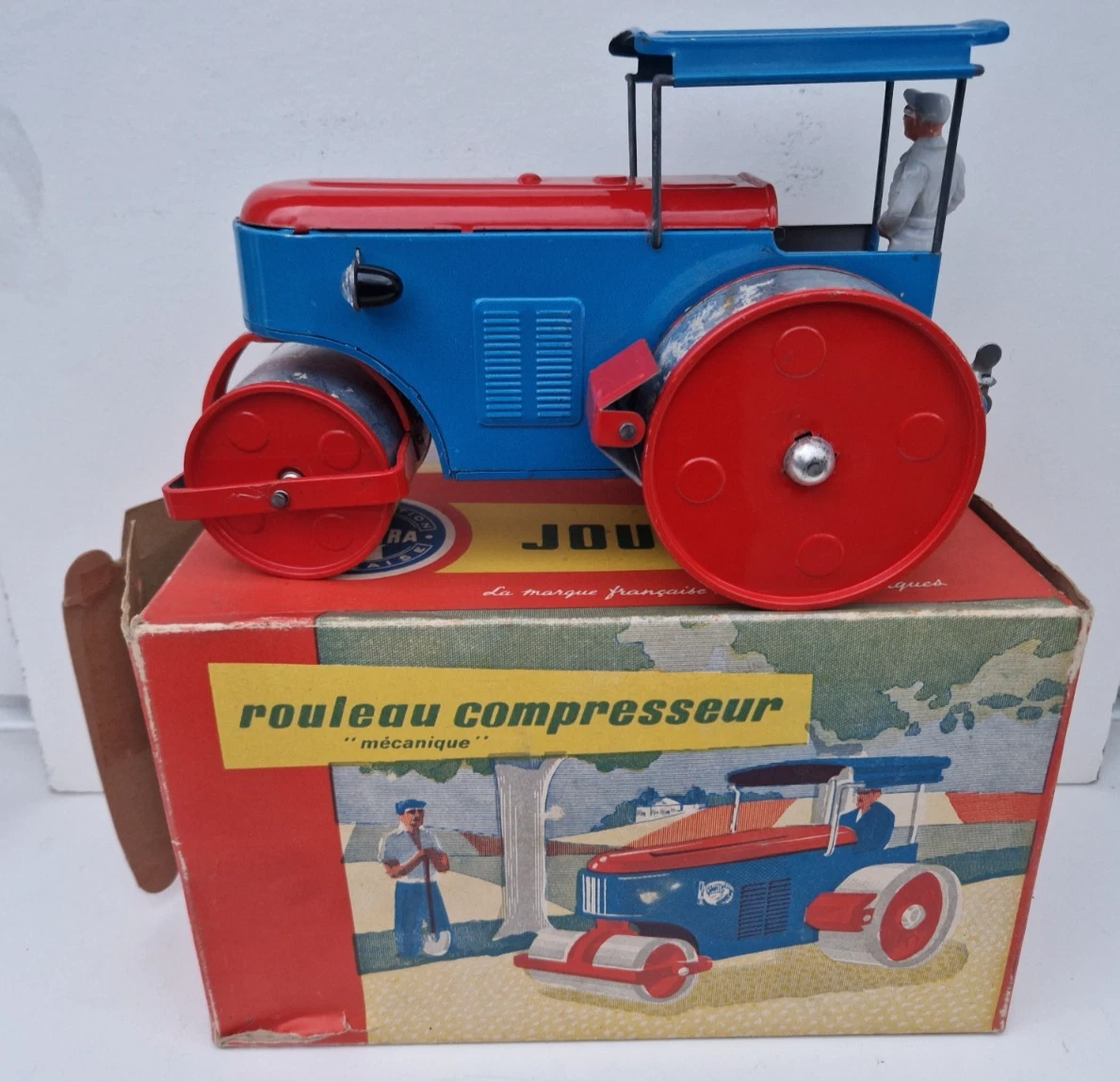 Ancien Camion Jouet En Tôle Joustra, écurie Royal Turf, Mécanique