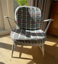 Ercol Patterned Fabric Upholstered Armchair Grey Frame 65x65x80cm