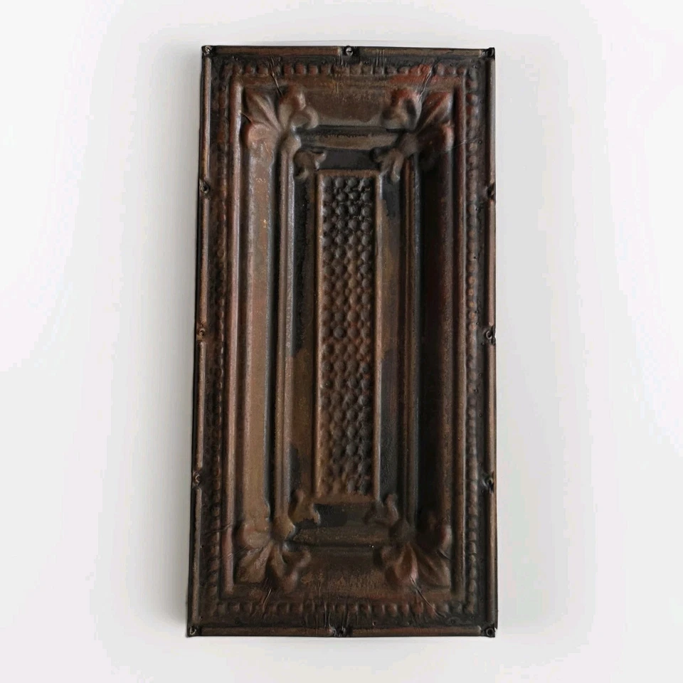 ANTIQUE 1890s Large Pressed Tin Original Ceiling Tile Fleur-de-Lis Panel Salvage - Image 2 of 4