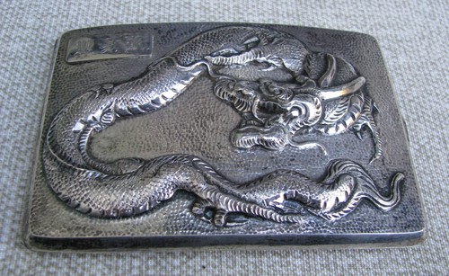 FINE ANTIQUE HANDMADE 4.3 OZ SILVER GOLD REPOUSSE DRAGON INTERIOR CIGARETTE CASE