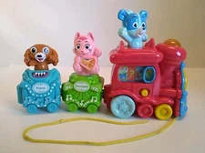 VTECH CONNECT AND SING ANIMAL TRAIN and  2 cars Tested & Works great!