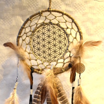 Blume des Lebens Traumfänger Dreamcatcher schwarz beige Naturfedern Handarbeit
