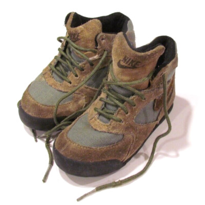 Vintage Nike Caldera Baby Infant Boots Shoes Olive Tan Khaki Size 8
