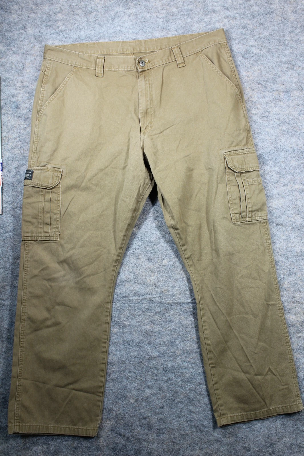 Wrangler Pants 40 x 30 Cargo Originals Brown Leg Pockets Flap Work Slacks