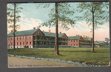 unmailed military post card Soo MI Fort Brady Barracks and Parade Ground