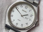 SEIKO SPIRIT 7N84-7000 VINTAGE MENS QUARTZ WATCH ARABIC NUMERALS. PLEASE READ!