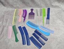 Mixed Lot Of 17 Vintage Hair Combs