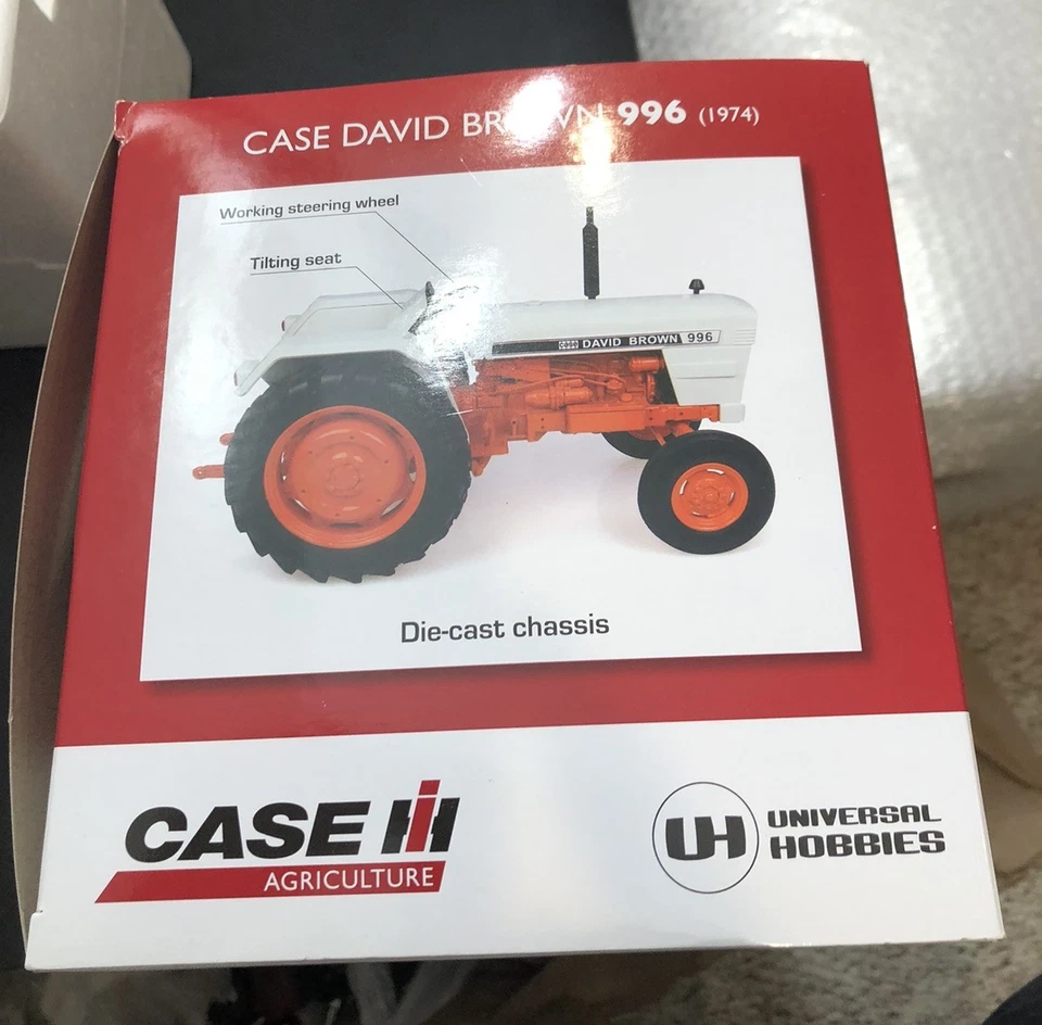 Universal Hobbies Case David Brown 996 (1974) Tractor - Scale 1:16 - Sealed - Image 4 of 4