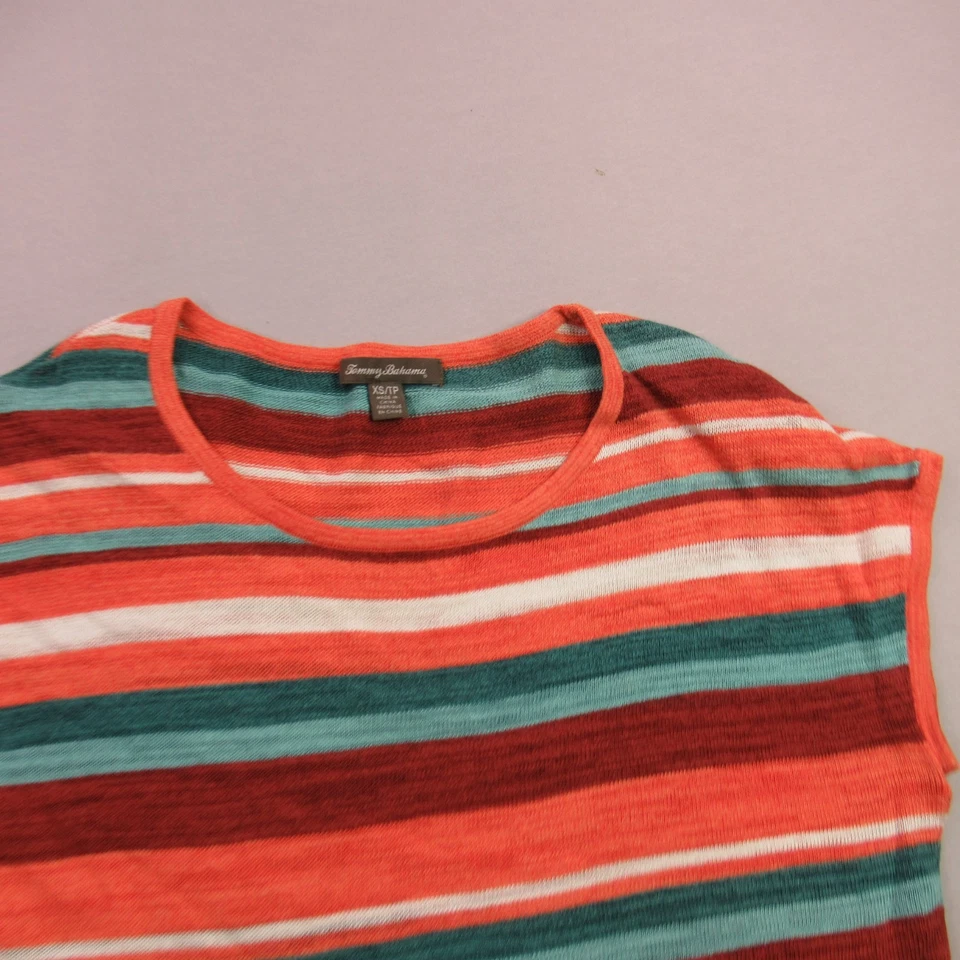 Camisa feminina Tommy Bahama XS manga curta leve gola redonda listras - Imagem 2 de 4