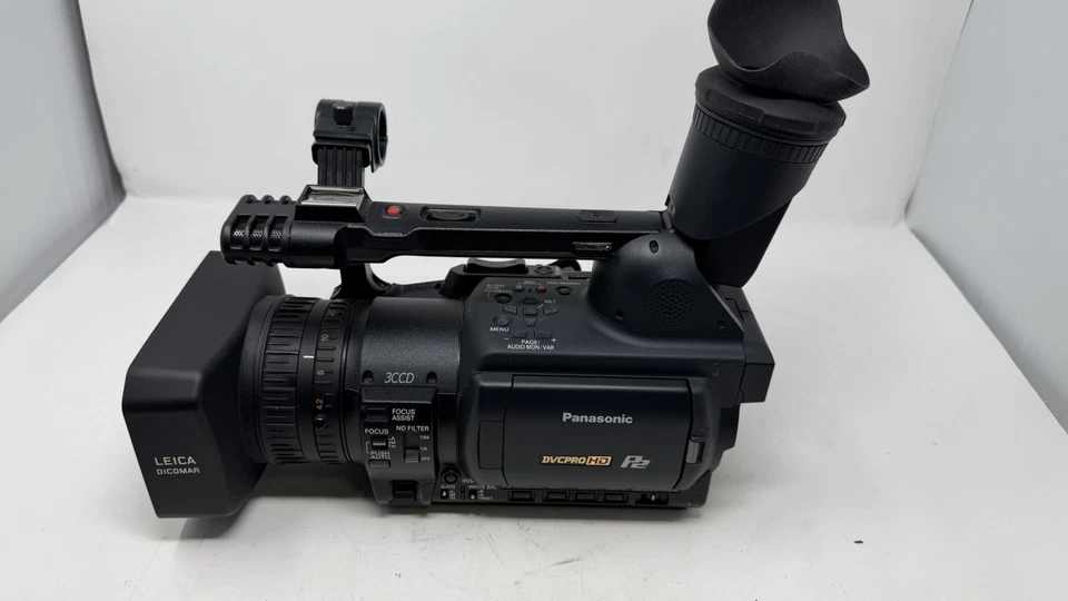 Panasonic AG-HVX200 DVC PRO HD P2 Camera Camcorder With 203Hrs & Case( Read) - Image 3 of 4