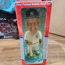 Derek Jeter NY Yankees Genuine Hand Painted Bobble Head Doll in Box