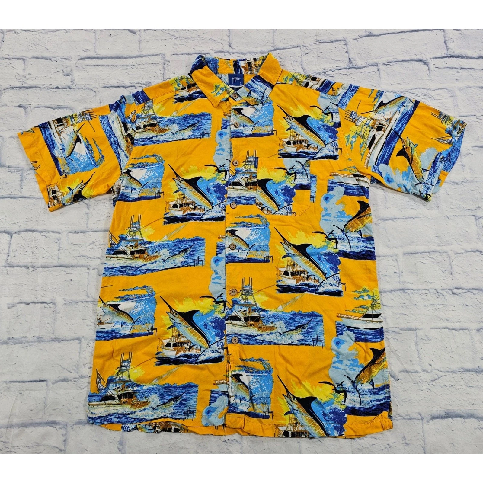 Guy Harvey Fishing Shirt Mens M Yellow Marlin Boat Print Rayon Button Hawaiian