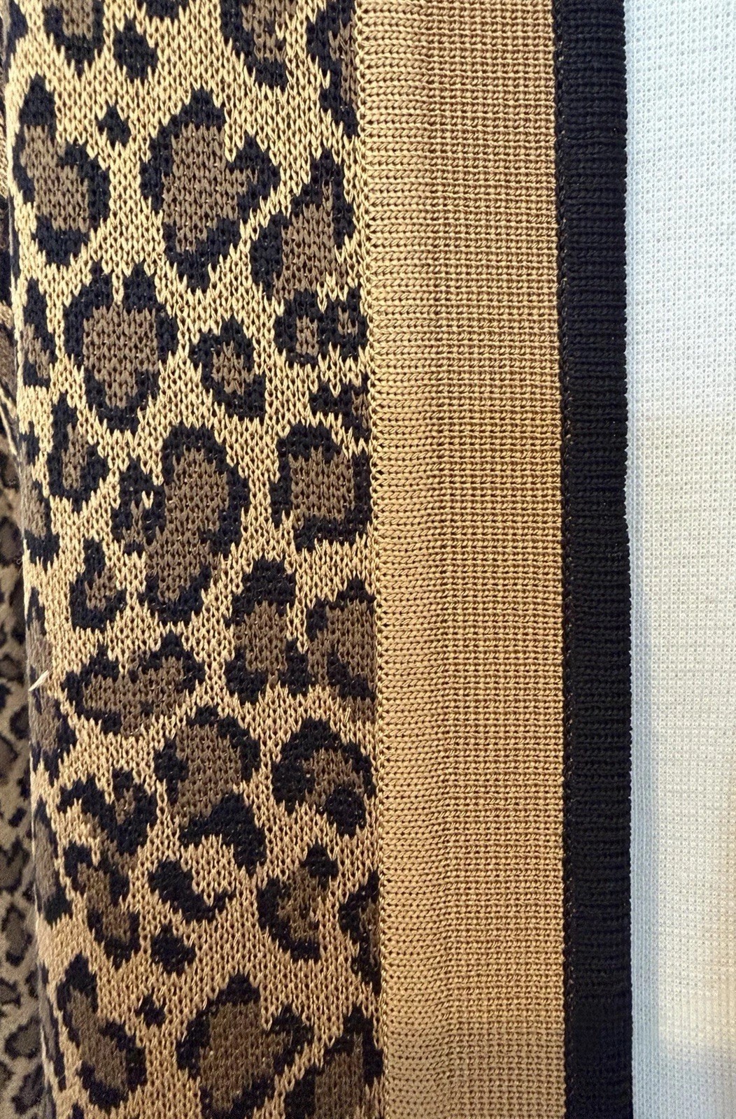 Misook Leopard Print Open Front Long Sleeves Card… - image 5