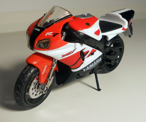 Maisto 2 WHEELERS Red White Black 1999 YAMAHA YZF R7 OW-02 1:18 Motorcycle