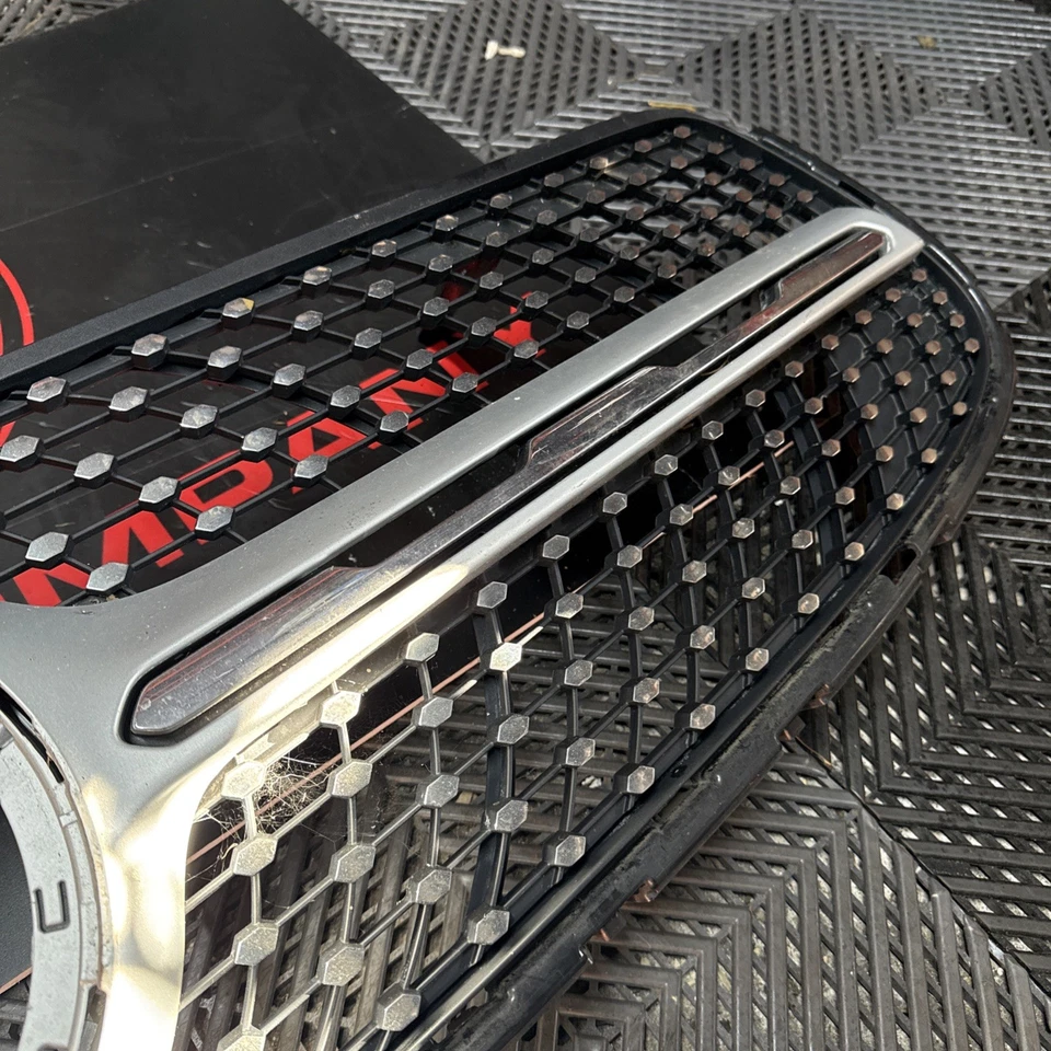 Parachoques delantero genuino MERCEDES GLC C253 cupé parrilla de diamante A2538809504 2019-2023 Foto 3 de 4