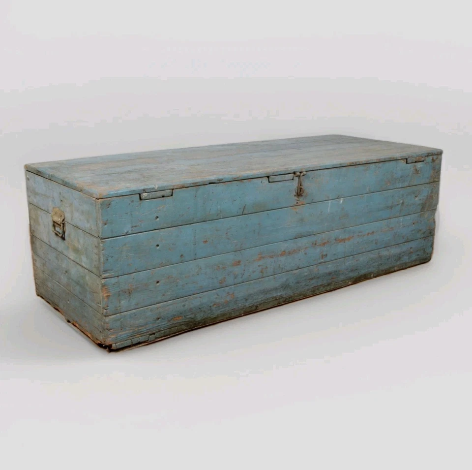 Rustic Blue Pine Chest Twin Handles Extra Large and Heavy Duty 170cm Wide - Image 2 of 4