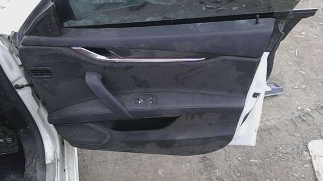 19 MASERATI GHIBLI Front Door Trim Panel Right passenger black leather