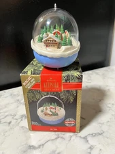 Hallmark 1991 Light & Motion Ski Trip Keepsake Ornament #1683
