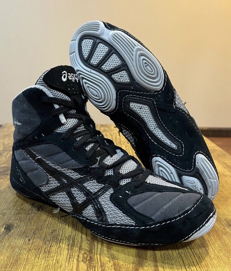 Asics NEW Size 9 Cael Sanderson V5.0 RARE Wrestling Shoes HyperGEL-YU J202Y Rare 2012 Asics Cael Sanderson V5.0 Wrestling Shoes J202Y  main image 2