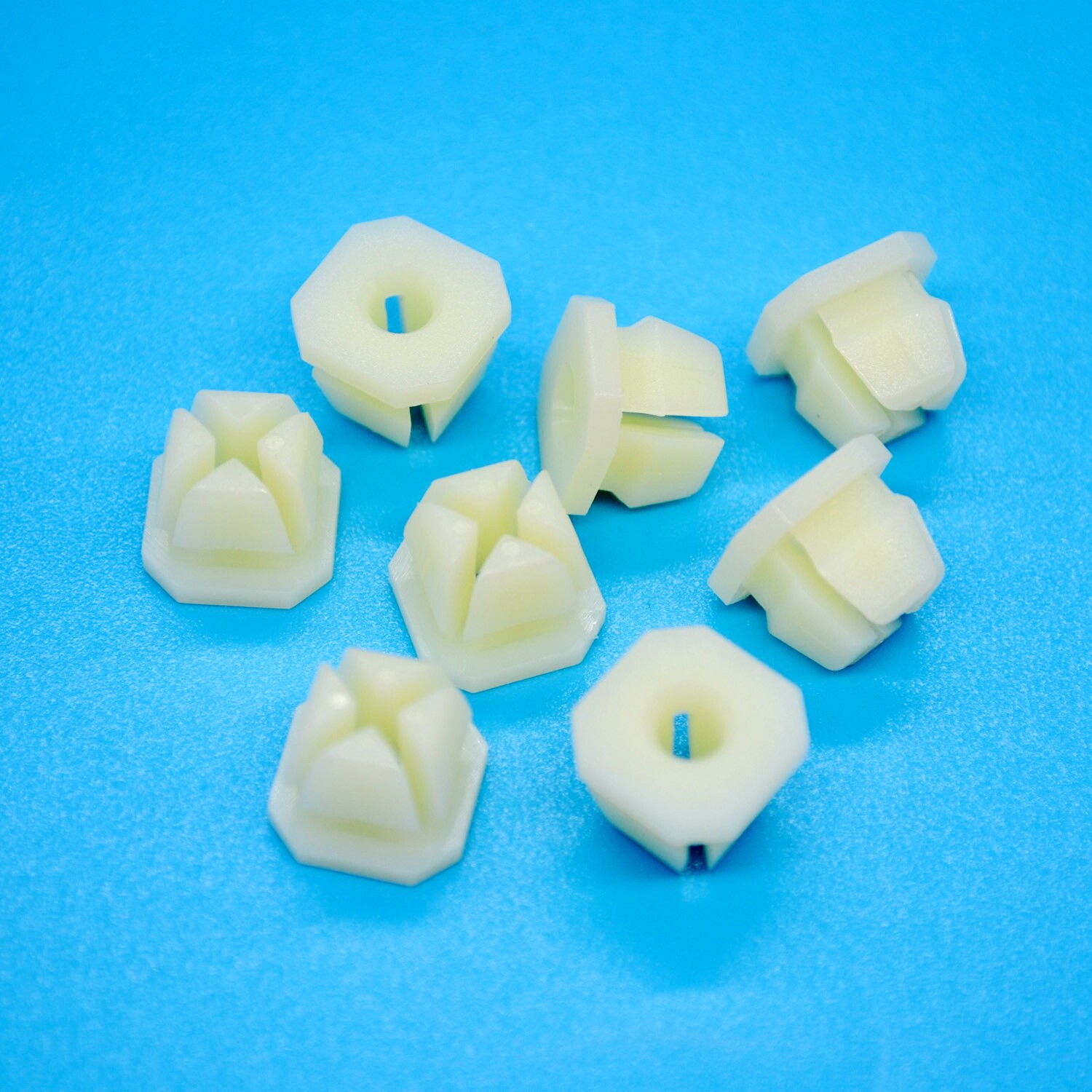 10pcs Headlight Bezels Nut Radiator Grille Retainer Interior Trim Clips