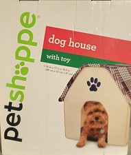 PET SHOPPE Dog house up to 10 lbs with toy