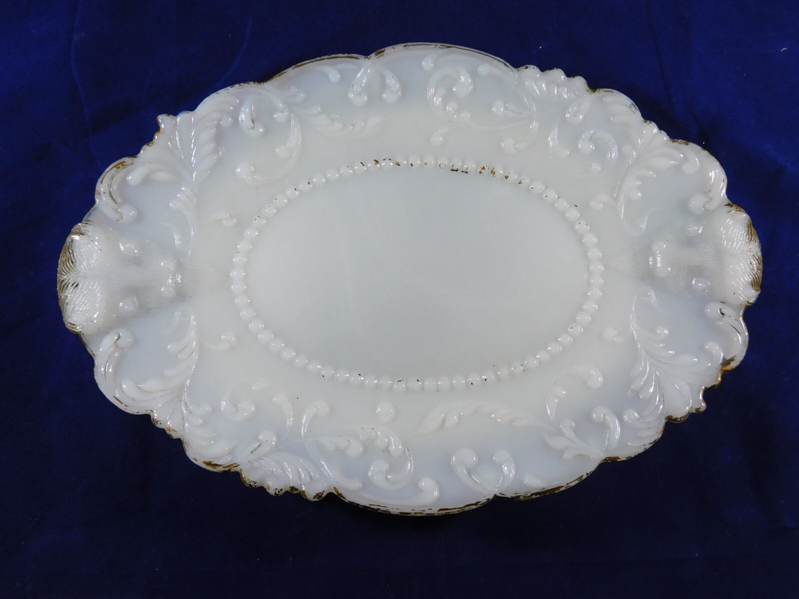 VTG Milk Glass Dresser Tray Buffalo Head & Dresser Bottle / Stopper