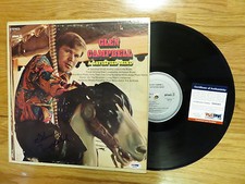 GLEN CAMPBELL signed A SATISFIED MIND 1962 Record / Album PSA / DNA X68363
